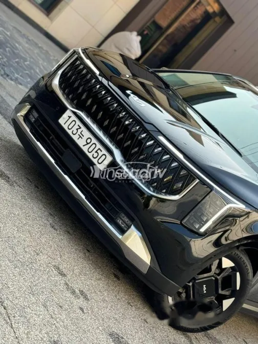 كيا كارنفال 2024 أسود مستعملة للبيع - 3