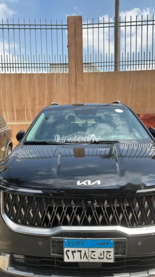 كيا كارنفال 2024 أسود مستعملة للبيع - 9