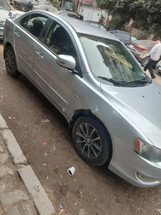 ميتسوبيشي لانسر 2016 فضي مستعملة للبيع