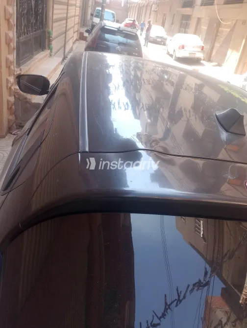 Nissan Juke 2015 White Used for Sale - 4