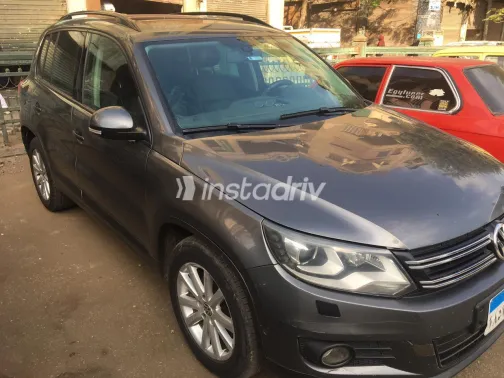 فولكس فاغن تيجون 2014 أبيض مستعملة للبيع - 2