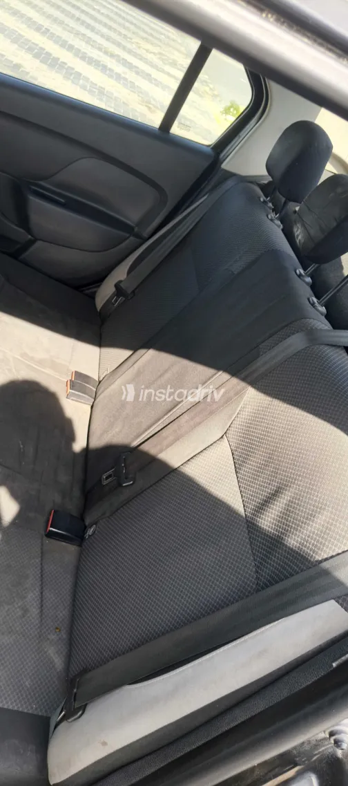 Renault Logan 2017 White Used for Sale - 2