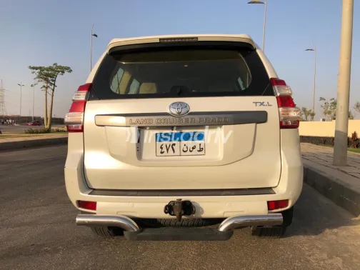 تويوتا لاند كروزر 2014 أبيض مستعملة للبيع - 5