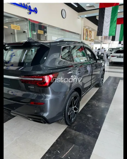 ام جى ار اكس 5 2024 أبيض مستعملة للبيع - 1