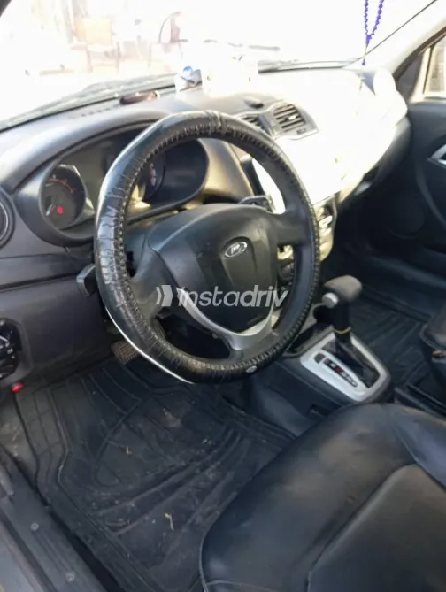 لادا جرانتا 2021 أبيض مستعملة للبيع - 2