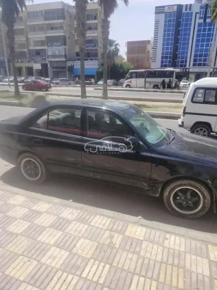 هيونداي فيرنا 2008 أسود مستعملة للبيع