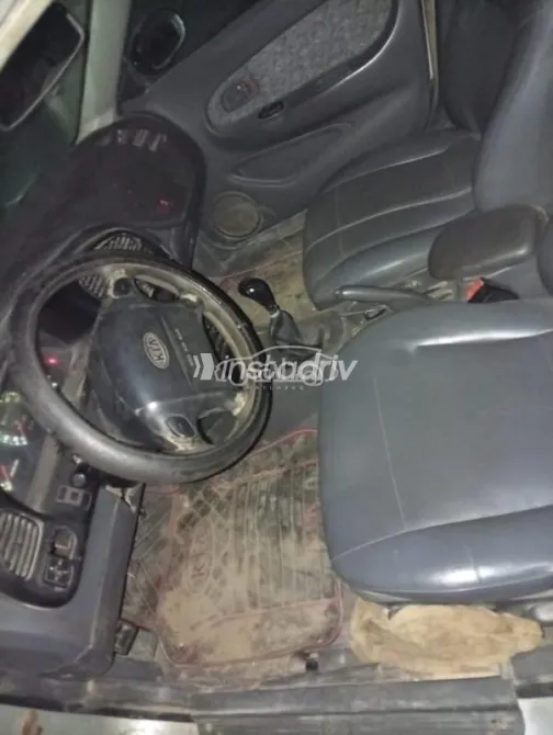 كيا سيفيا 2002 رمادي مستعملة للبيع - 3