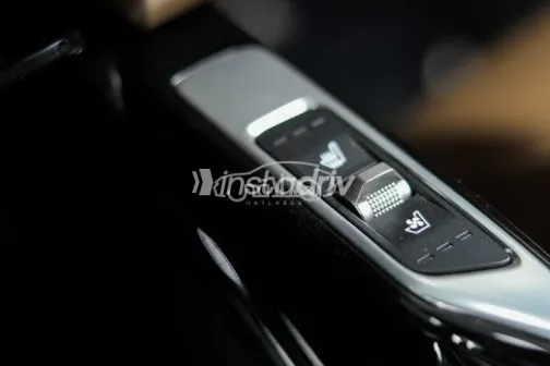 Kia Sorento 2025 White Used for Sale - 5