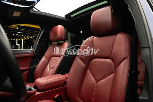 Porsche Macan 2022 Dark Blue Used for Sale - 7