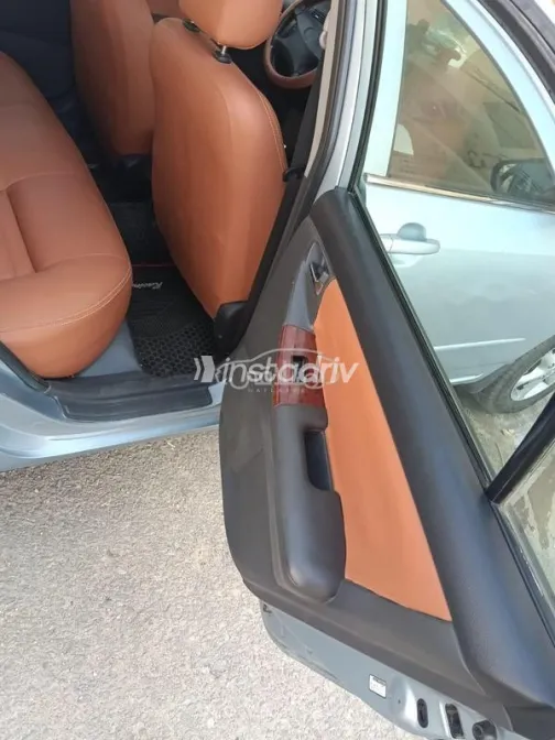 Toyota Corolla 2005 Blue Used for Sale - 6