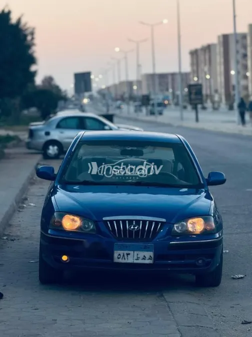 Hyundai Elantra 2004 Blue Used for Sale - 1
