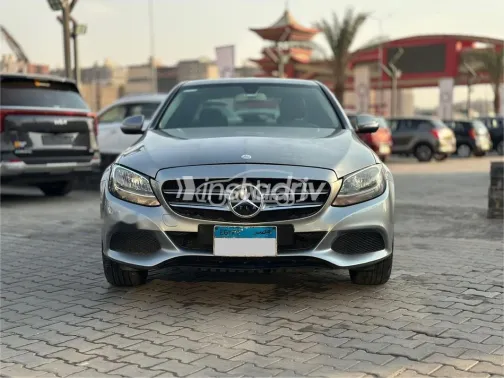 مرسيدس C 180 2015 رمادي مستعملة للبيع - 1