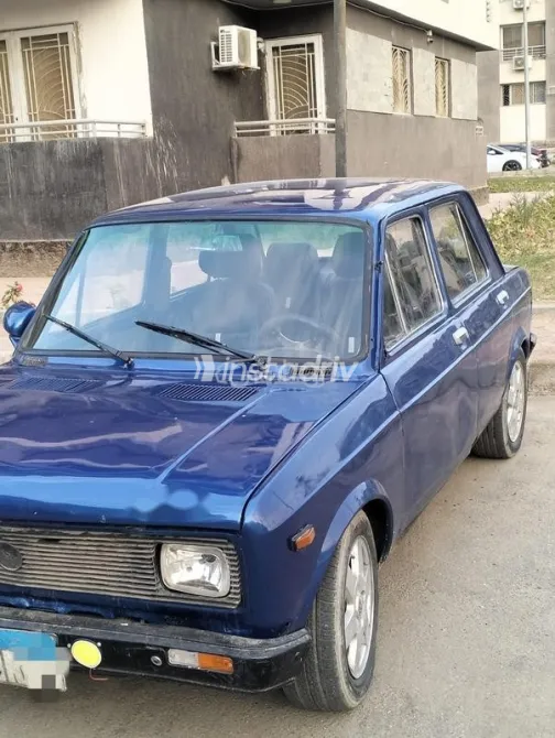 فيات 128 1982 أزرق مستعملة للبيع - 5