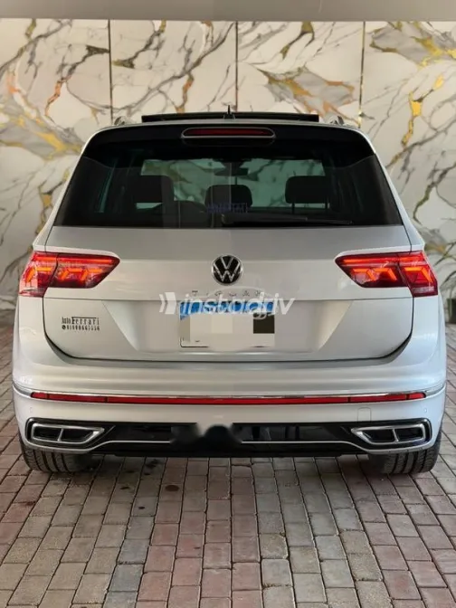 فولكس فاغن تيجون 2024 فضي مستعملة للبيع - 5