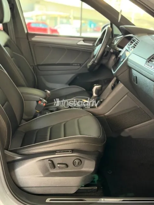 فولكس فاغن تيجون 2024 فضي مستعملة للبيع - 10