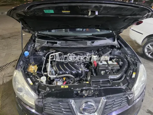 نيسان قشقاي 2012 باذنجاني مستعملة للبيع - 10