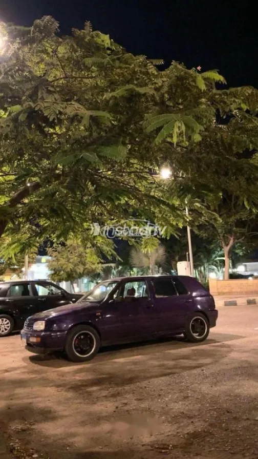 فولكس فاغن جولف 3 1994 بنفسجي مستعملة للبيع - 2