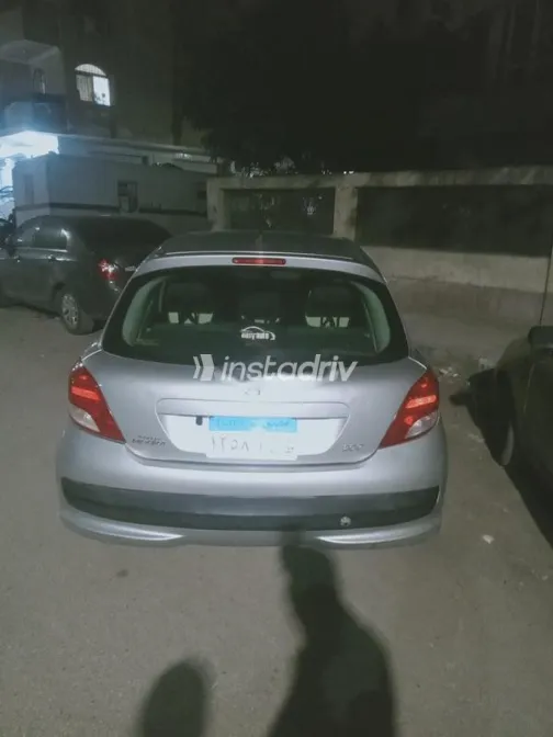 Peugeot 207 2011 Silver Used for Sale - 2
