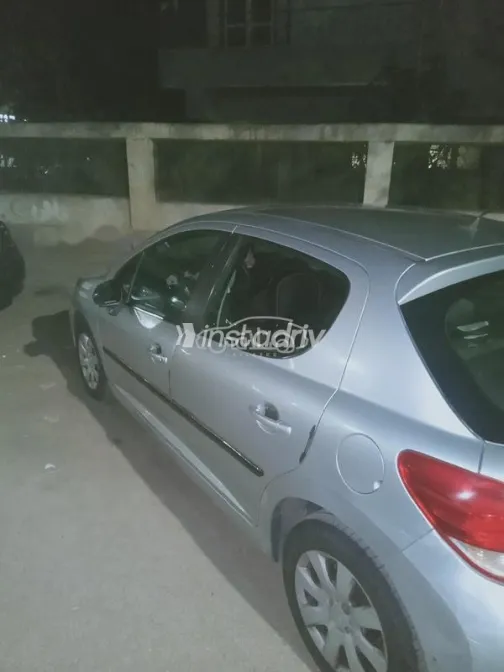 Peugeot 207 2011 Silver Used for Sale - 5