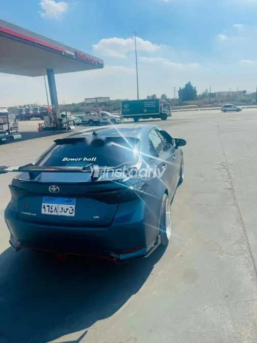 Toyota Corolla 2019 White Used for Sale - 5