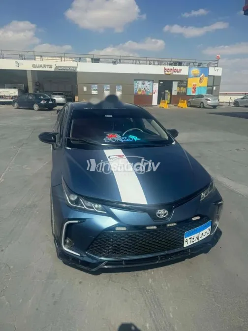 Toyota Corolla 2019 White Used for Sale - 6