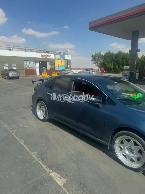 Toyota Corolla 2019 White Used for Sale - 7