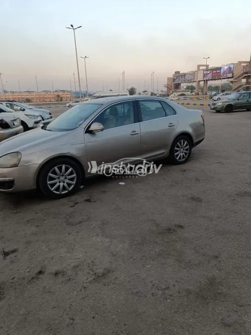 Volkswagen Jetta 2010 Champagne Used for Sale - 6