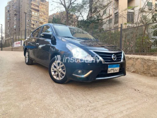 نيسان صنى 2022 أبيض مستعملة للبيع - 3