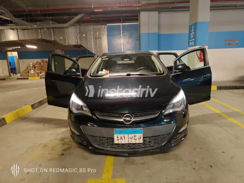 اوبل أسترا 2018 أبيض مستعملة للبيع - 3