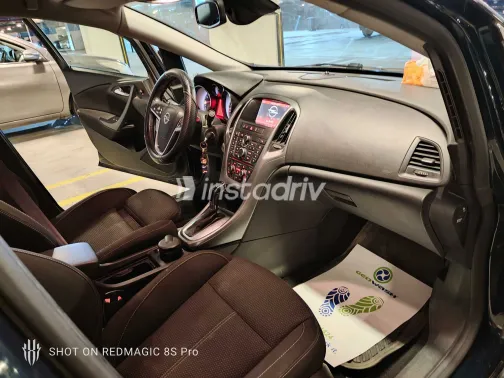 اوبل أسترا 2018 أبيض مستعملة للبيع - 7