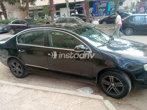 Volkswagen Passat 2006 White Used for Sale - 1