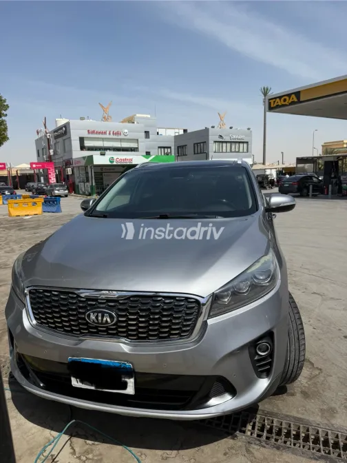 كيا EV6 2020 أبيض مستعملة للبيع - 2