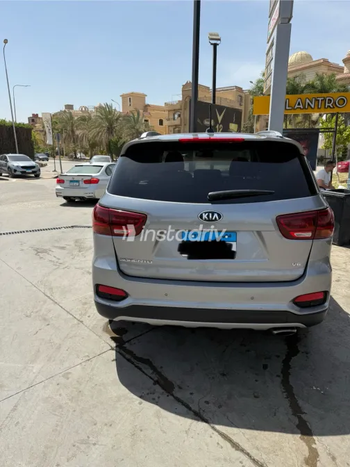 كيا EV6 2020 أبيض مستعملة للبيع - 6