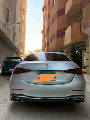مرسيدس C 200 2023 أبيض مستعملة للبيع
