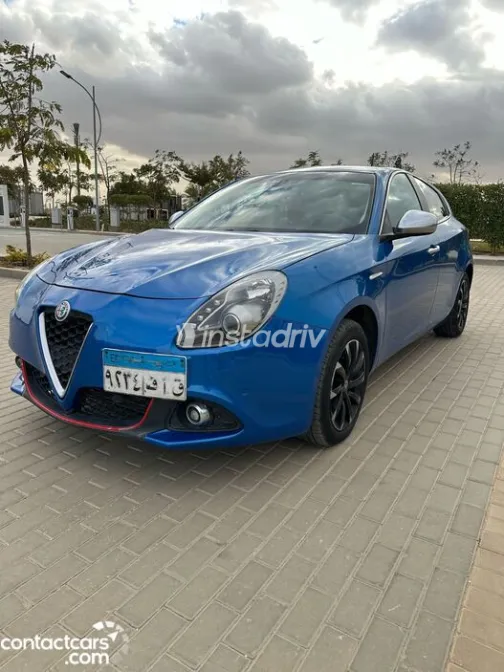 Alfa Romeo Giulietta 2021 White Used for Sale - 1