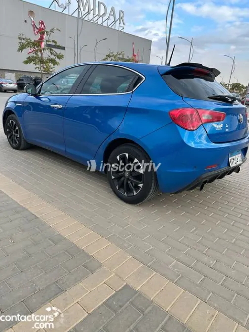 Alfa Romeo Giulietta 2021 White Used for Sale - 3