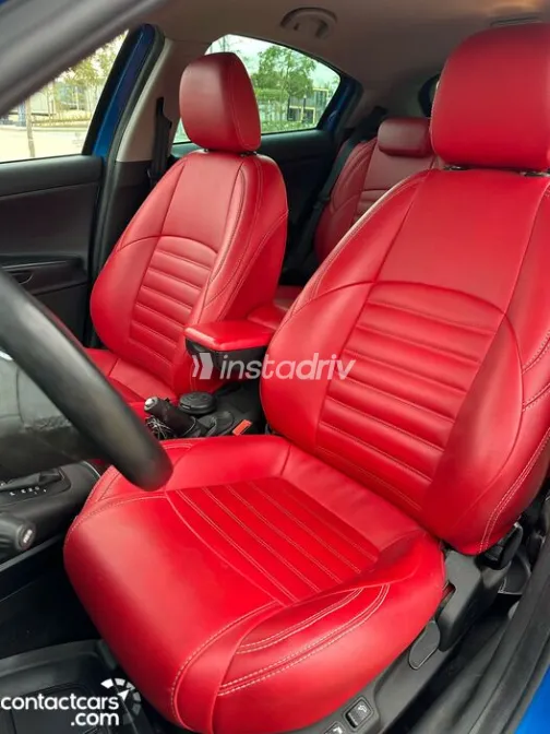 Alfa Romeo Giulietta 2021 White Used for Sale - 5