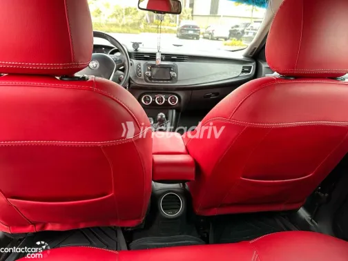 Alfa Romeo Giulietta 2021 White Used for Sale - 9