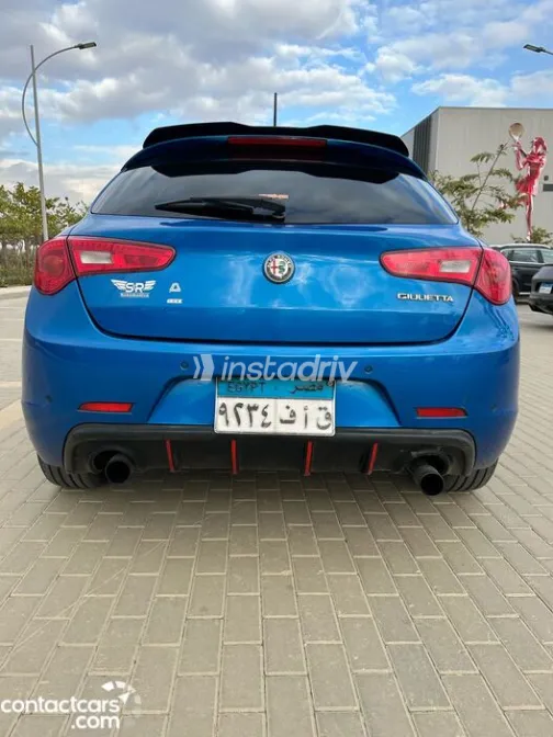 Alfa Romeo Giulietta 2021 White Used for Sale - 10