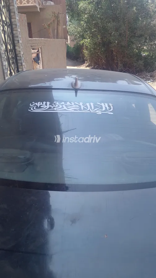 Daewoo Nubira 1997 White Used for Sale - 5