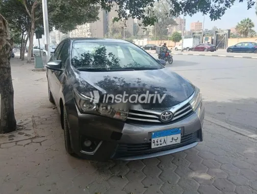 Toyota Corolla 2015 Silver Used for Sale - 5