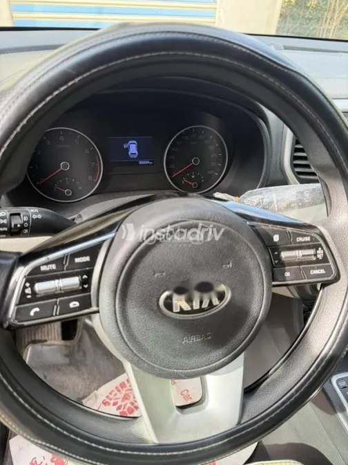 كيا سبورتاج 2022 أبيض مستعملة للبيع - 9