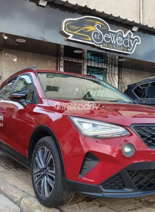 Seat Arona 2022 Red Used for Sale - 2