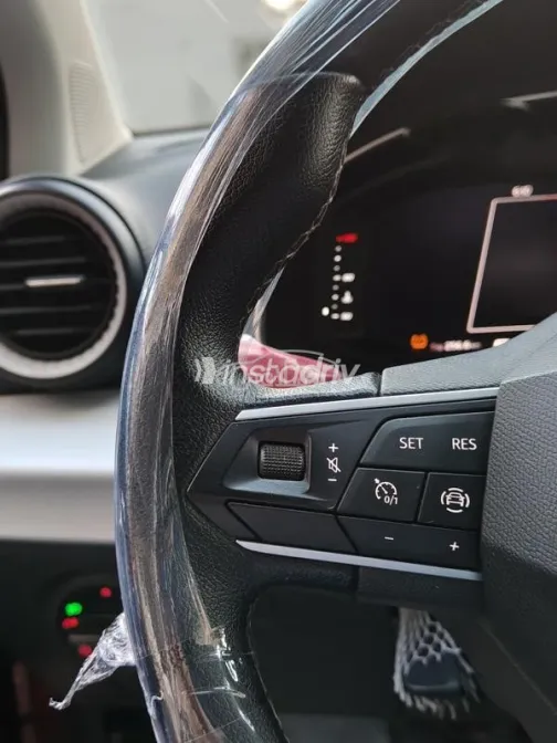 Seat Arona 2022 Red Used for Sale - 6