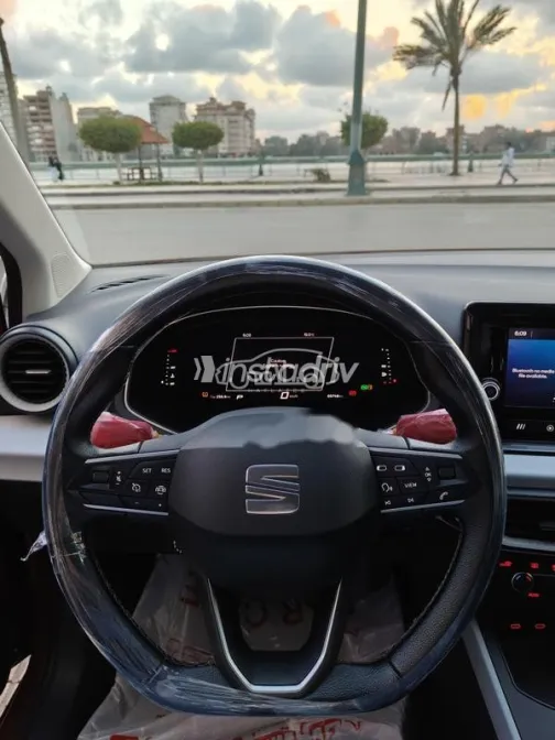 Seat Arona 2022 Red Used for Sale - 10