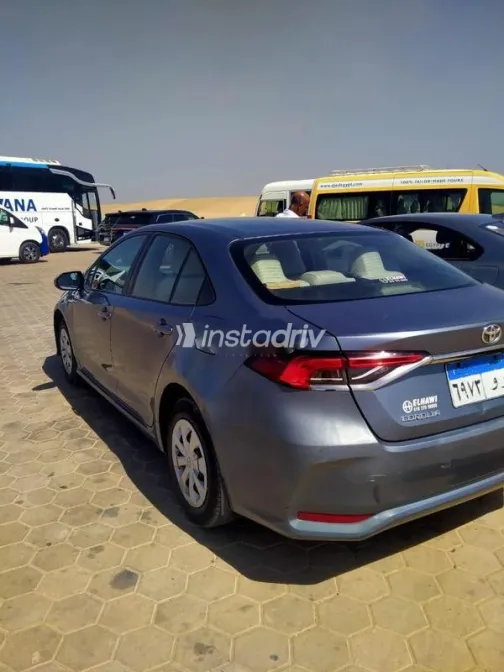 Toyota Corolla 2021 White Used for Sale - 2