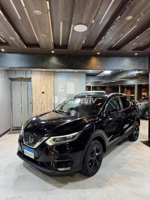 Nissan Qashqai 2021 Brown Used for Sale - 4