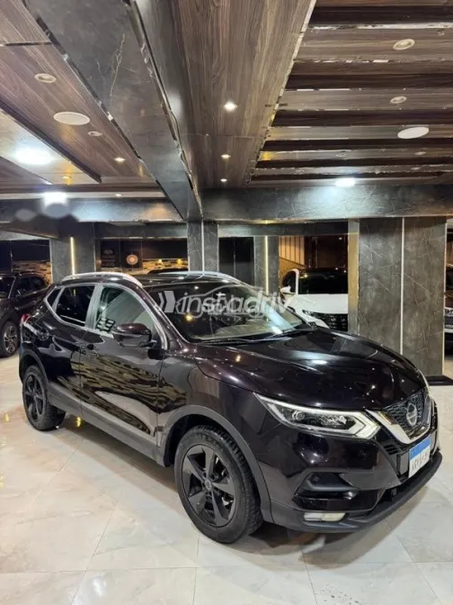 Nissan Qashqai 2021 Brown Used for Sale - 5
