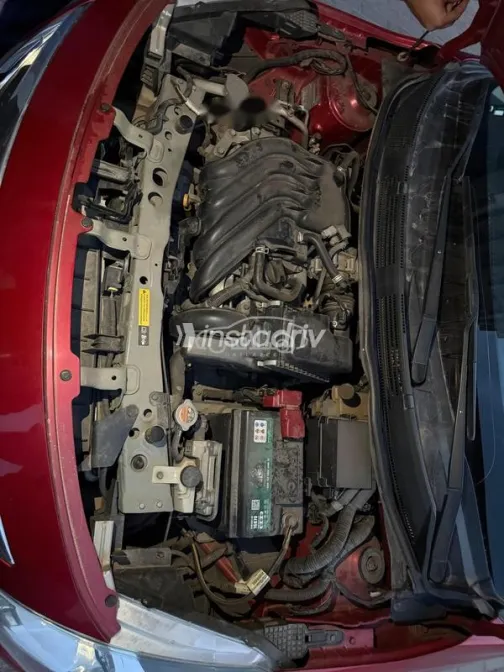 نيسان صنى 2021 أحمر مستعملة للبيع - 8