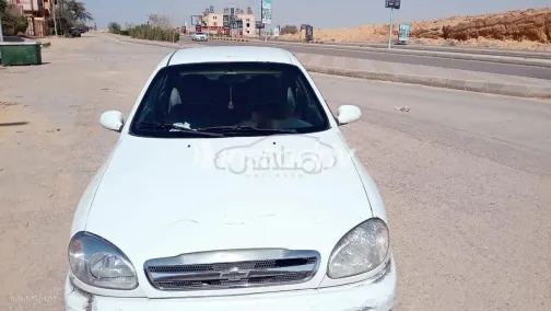 شيفروليه لانوس 2010 أبيض مستعملة للبيع - 5